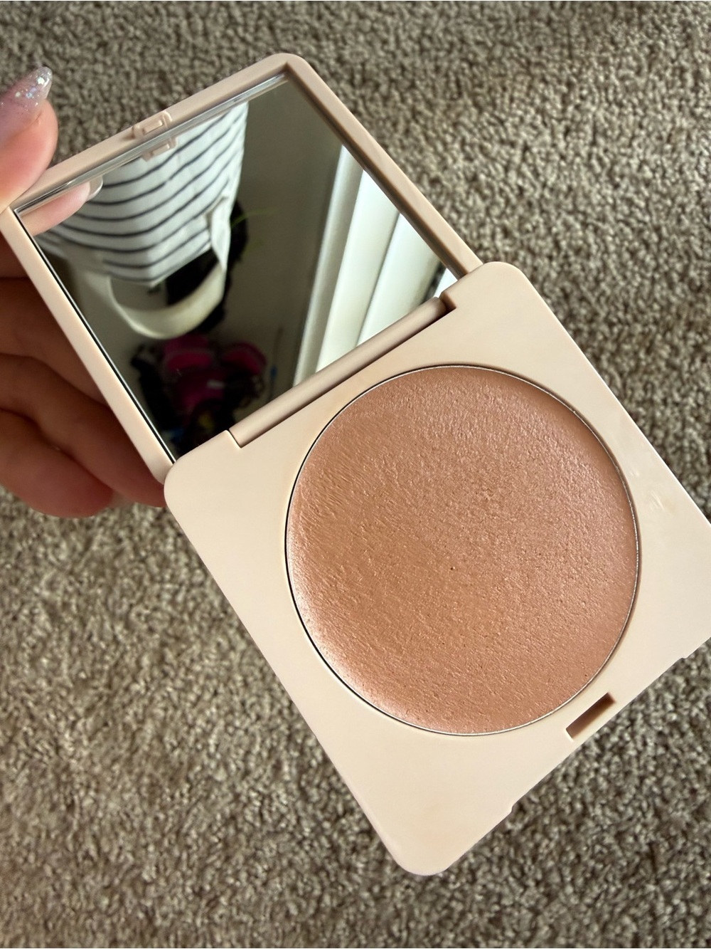 Summer Friday Butter Cream Bronzer 🤎 - Picture 3 of 5